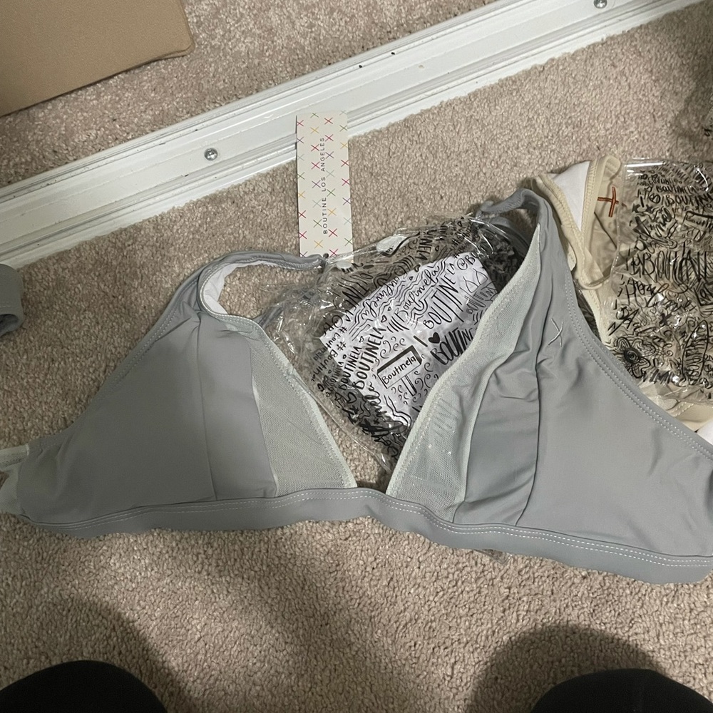 Boutine LA bathing suits - Picture 3 of 6